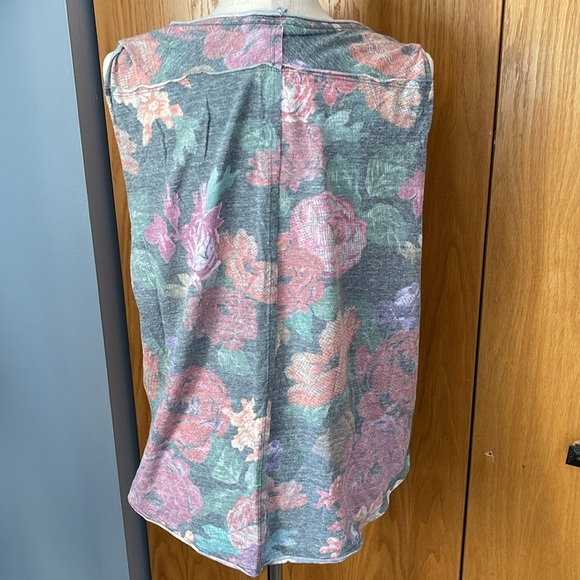 Free People We The Free | Gardenia Sleeveless Floral Top - Picture 2 of 3